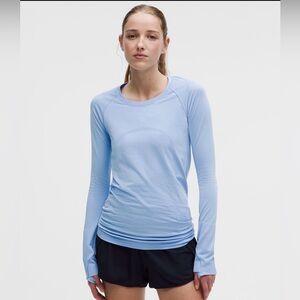 Lululemon Athletica Light Blue Gray Long Sleeve Tee